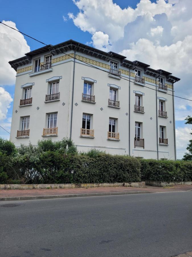 Appartement Meuble Renove Ideal Pour Curistes Ou Vacanciers La Roche-Posay Exteriér fotografie